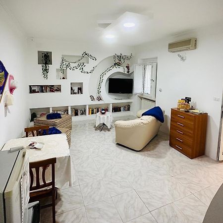 Hotel Far West Ginosa Habitación foto